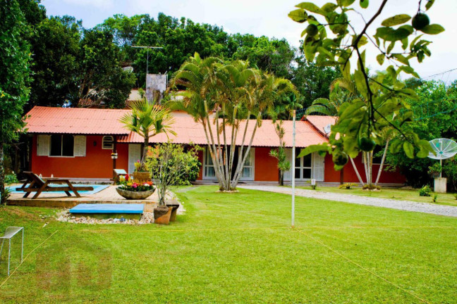 Imóvel com 4 Quartos à Venda, 2.000 m²
