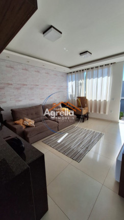 Imagem Casa com 2 Quartos à Venda, 165 m² em Jardim Do Lago - Mogi Mirim Imagem Casa com 2 Quartos à Venda, 165 m² em Jardim Do Lago - Mogi Mirim