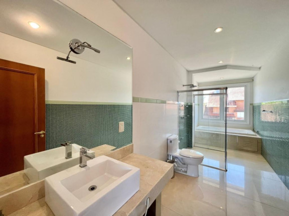 Imagem Casa com 5 Quartos à Venda, 1.180 m² em Atlantida - Capao Da Canoa Imagem Casa com 5 Quartos à Venda, 1.180 m² em Atlantida - Capao Da Canoa