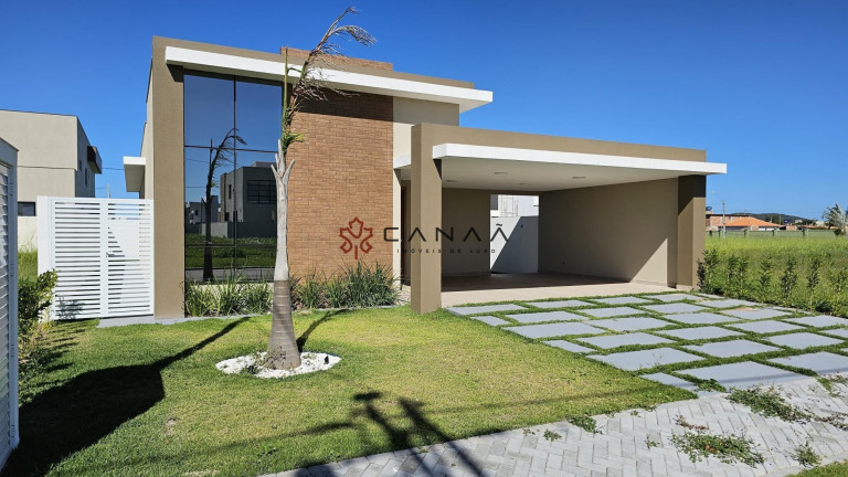Casa de Condomínio com 3 Quartos à Venda, 168 m² em Peró - Cabo Frio
