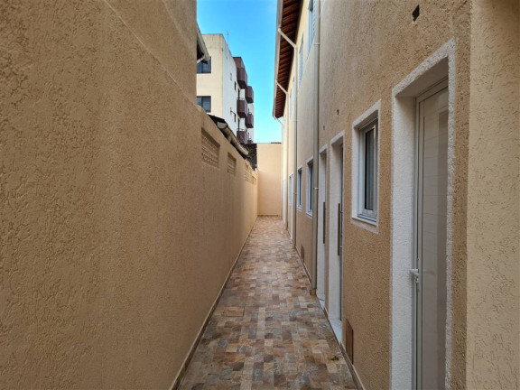 Imagem Sobrado com 2 Quartos à Venda, em Solemar - Praia Grande Imagem Sobrado com 2 Quartos à Venda, em Solemar - Praia Grande