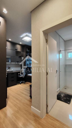 Imagem Casa com 3 Quartos à Venda, 320 m² em América - Joinville
