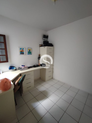 Imagem Casa com 4 Quartos à Venda, 223 m² Imagem Casa com 4 Quartos à Venda, 223 m²