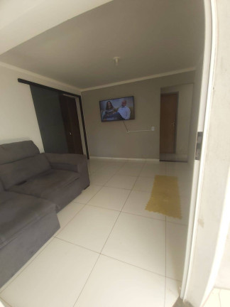 Imagem Casa com 3 Quartos à Venda, em Apucarana Imagem Casa com 3 Quartos à Venda, em Apucarana