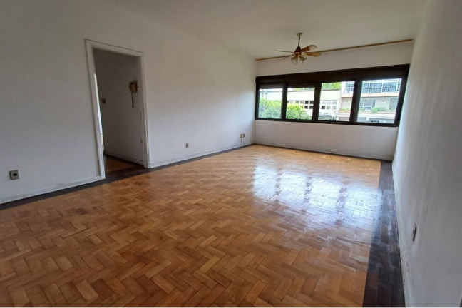 Imagem Imóvel com 3 Quartos à Venda, 111 m² em Rio Branco - Porto Alegre Imagem Imóvel com 3 Quartos à Venda, 111 m² em Rio Branco - Porto Alegre