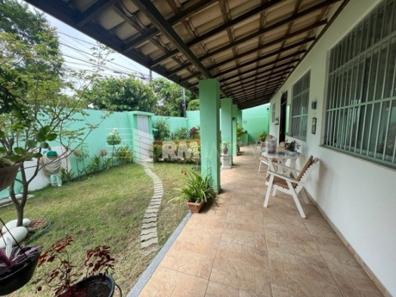 Imagem Casa com 4 Quartos à Venda, 200 m² em Stella Maris - Salvador Imagem Casa com 4 Quartos à Venda, 200 m² em Stella Maris - Salvador