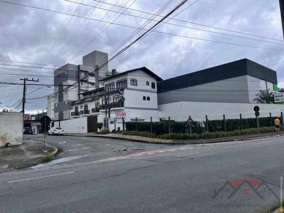 Imagem Sobrado com 3 Quartos à Venda,  em Saguaçu - Joinville