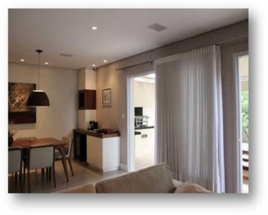Imagem Casa com 3 Quartos à Venda, 242 m² em Mirandópolis - São Paulo Imagem Casa com 3 Quartos à Venda, 242 m² em Mirandópolis - São Paulo