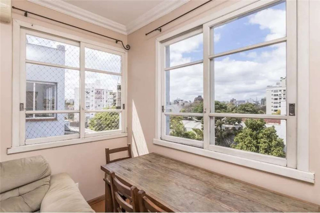 Imagem Apartamento com 2 Quartos à Venda, 75 m² em Farroupilha - Porto Alegre