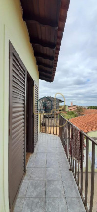 Imagem Casa com 3 Quartos à Venda, 220 m² em Santa Mônica - Londrina Imagem Casa com 3 Quartos à Venda, 220 m² em Santa Mônica - Londrina