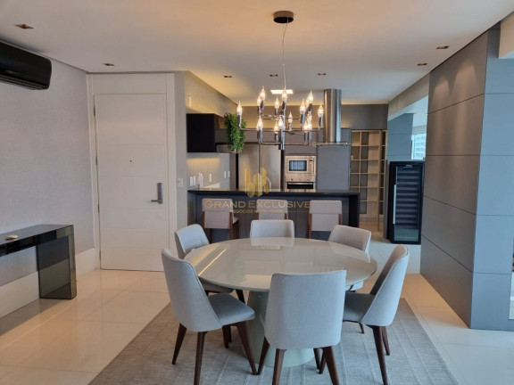 Imagem Apartamento com 3 Quartos à Venda, 152 m² em Centro - Balneário Camboriú Imagem Apartamento com 3 Quartos à Venda, 152 m² em Centro - Balneário Camboriú