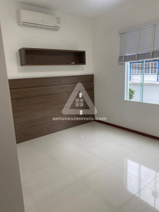 Imagem Casa com 4 Quartos à Venda, 160 m² em Portinho - Cabo Frio Imagem Casa com 4 Quartos à Venda, 160 m² em Portinho - Cabo Frio