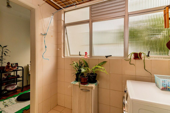 Imagem Apartamento com 2 Quartos à Venda, 84 m² em Menino Deus - Porto Alegre Imagem Apartamento com 2 Quartos à Venda, 84 m² em Menino Deus - Porto Alegre