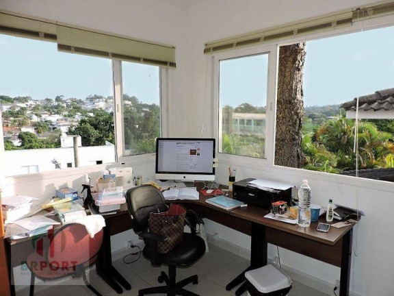 Imagem Casa de Condomínio com 4 Quartos à Venda, 401 m² em Golf Village - Carapicuíba Imagem Casa de Condomínio com 4 Quartos à Venda, 401 m² em Golf Village - Carapicuíba