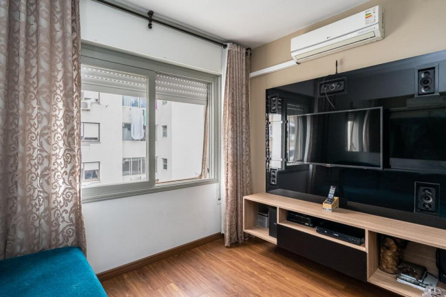 Imagem Apartamento com 1 Quarto à Venda, 44 m² em Santana - Porto Alegre Imagem Apartamento com 1 Quarto à Venda, 44 m² em Santana - Porto Alegre