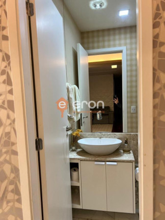Imagem Apartamento com 3 Quartos à Venda, 116 m²