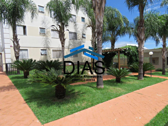 Imagem Apartamento com 2 Quartos à Venda, 53 m² em Solidariedade - Araraquara