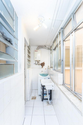 Imagem Imóvel com 2 Quartos à Venda, 84 m² em Menino Deus - Porto Alegre Imagem Imóvel com 2 Quartos à Venda, 84 m² em Menino Deus - Porto Alegre