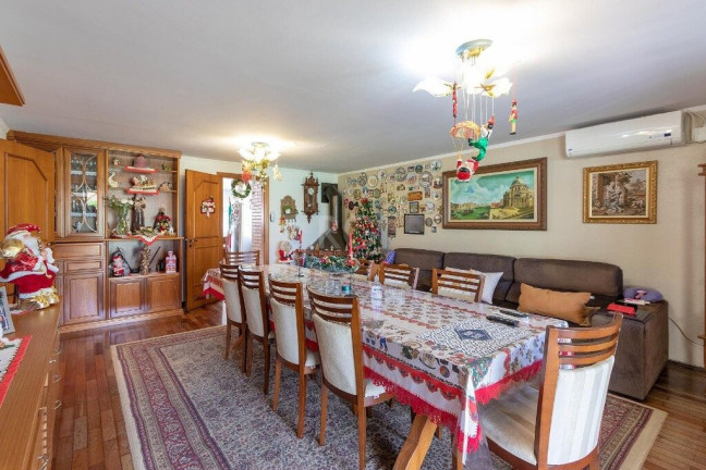 Imagem Casa com 4 Quartos à Venda, em Vila Assunção - Porto Alegre Imagem Casa com 4 Quartos à Venda, em Vila Assunção - Porto Alegre
