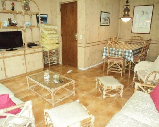 Imagem Apartamento com 3 Quartos à Venda, 165 m² em Pitangueiras - Guarujá Imagem Apartamento com 3 Quartos à Venda, 165 m² em Pitangueiras - Guarujá