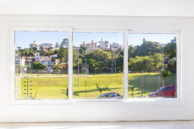 Imagem Apartamento com 3 Quartos à Venda, 245 m² em Três Figueiras - Porto Alegre Imagem Apartamento com 3 Quartos à Venda, 245 m² em Três Figueiras - Porto Alegre