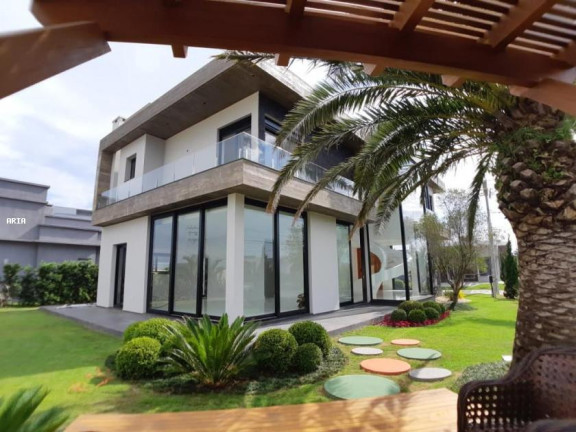 Imagem Casa com 3 Quartos à Venda, 300 m² em Centro - Xangri-lá Imagem Casa com 3 Quartos à Venda, 300 m² em Centro - Xangri-lá