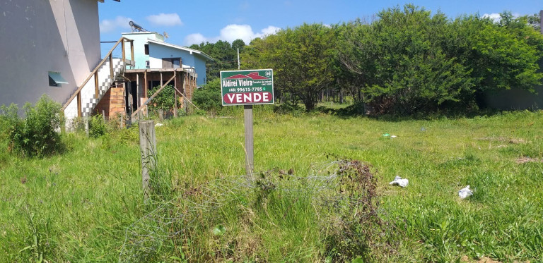 Imagem Imóvel com 1 Quarto à Venda, em Pinguirito - Garopaba Imagem Imóvel com 1 Quarto à Venda, em Pinguirito - Garopaba