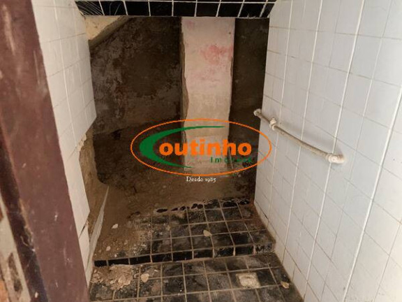 Imagem Casa com 5 Quartos à Venda, 200 m² em Vila Isabel - Rio De Janeiro Imagem Casa com 5 Quartos à Venda, 200 m² em Vila Isabel - Rio De Janeiro