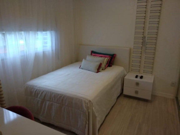 Imagem Imóvel com 3 Quartos à Venda, 142 m² em Centro - Balneário Camboriú Imagem Imóvel com 3 Quartos à Venda, 142 m² em Centro - Balneário Camboriú