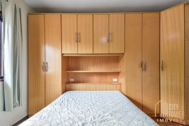 Imagem Casa com 4 Quartos à Venda, 242 m² em Moema - São Paulo Imagem Casa com 4 Quartos à Venda, 242 m² em Moema - São Paulo