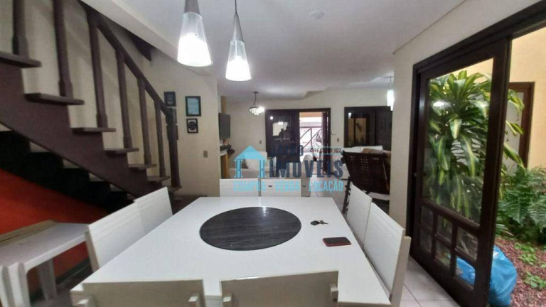 Imagem Sobrado com 5 Quartos à Venda, em Centro - Tramandaí Imagem Sobrado com 5 Quartos à Venda, em Centro - Tramandaí