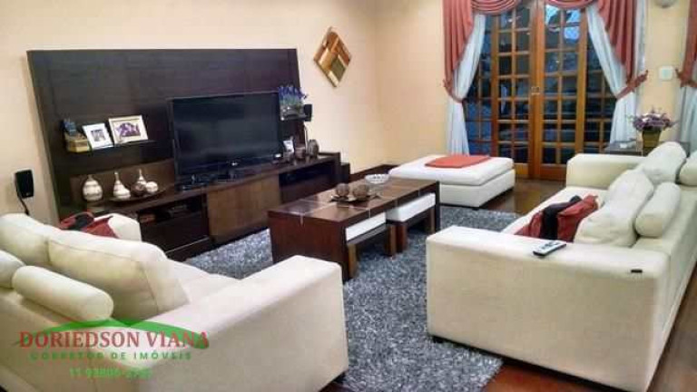 Imagem Casa com 3 Quartos à Venda, 368 m² em Jardim Bom Clima - Guarulhos Imagem Casa com 3 Quartos à Venda, 368 m² em Jardim Bom Clima - Guarulhos
