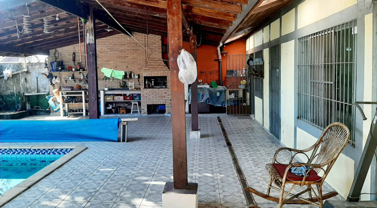 Imagem Casa com 2 Quartos à Venda, 450 m² em Jardim Carolina - Ubatuba Imagem Casa com 2 Quartos à Venda, 450 m² em Jardim Carolina - Ubatuba