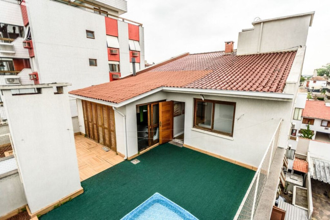Imagem Cobertura com 3 Quartos à Venda, 241 m² em Jardim Lindóia - Porto Alegre Imagem Cobertura com 3 Quartos à Venda, 241 m² em Jardim Lindóia - Porto Alegre
