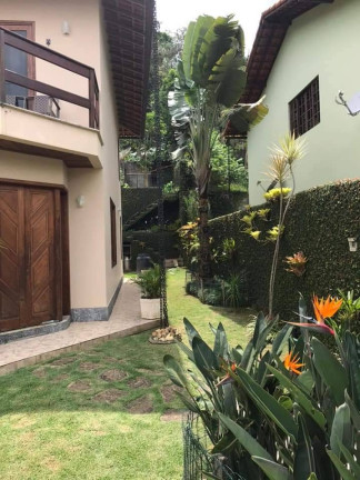 Imagem Casa com 4 Quartos à Venda, em Braunes - Nova Friburgo Imagem Casa com 4 Quartos à Venda, em Braunes - Nova Friburgo