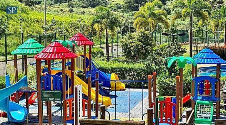 Imagem Casa com 3 Quartos à Venda, 381 m² em Alphaville Dom Pedro - Campinas Imagem Casa com 3 Quartos à Venda, 381 m² em Alphaville Dom Pedro - Campinas