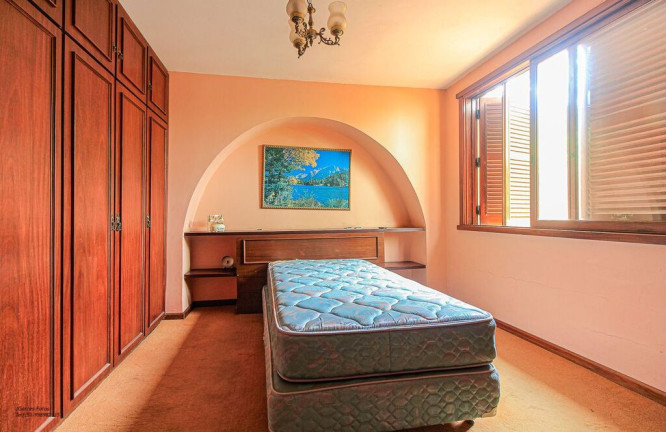 Imagem Casa com 4 Quartos à Venda, 252 m² em Jardim Isabel - Porto Alegre Imagem Casa com 4 Quartos à Venda, 252 m² em Jardim Isabel - Porto Alegre