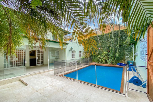 Imagem Casa com 3 Quartos à Venda, em Morumbi - São Paulo Imagem Casa com 3 Quartos à Venda, em Morumbi - São Paulo