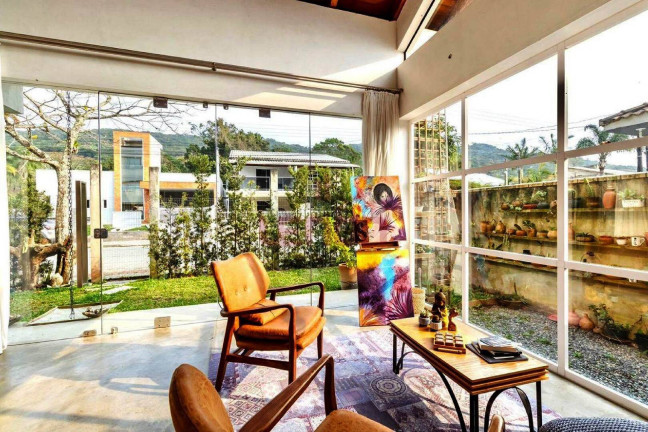 Imagem Casa com 3 Quartos à Venda, 184 m² em Bombas - Bombinhas Imagem Casa com 3 Quartos à Venda, 184 m² em Bombas - Bombinhas