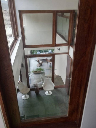 Casa com 4 Quartos à Venda, 392 m² em Itaipu - Niterói