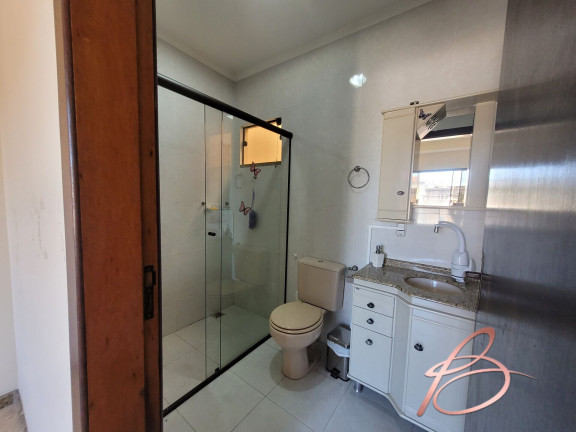 Imagem Sobrado com 3 Quartos à Venda, 231 m² em Centro - Balneário Camboriú Imagem Sobrado com 3 Quartos à Venda, 231 m² em Centro - Balneário Camboriú