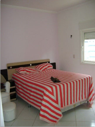 Imagem Casa com 3 Quartos à Venda, 1.200 m² em Portaria 24 Horas! - Mairiporã