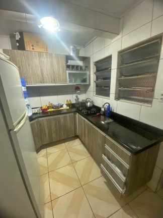 Imagem Casa com 2 Quartos à Venda, em Costa E Silva - Porto Alegre Imagem Casa com 2 Quartos à Venda, em Costa E Silva - Porto Alegre