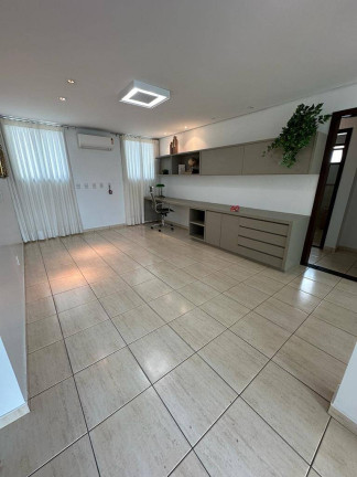 Imagem Casa de Condomínio com 4 Quartos à Venda, 291 m² em Jardins Madri - Goiânia Imagem Casa de Condomínio com 4 Quartos à Venda, 291 m² em Jardins Madri - Goiânia