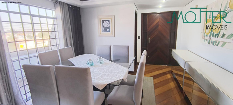 Imagem Casa com 4 Quartos à Venda, 213 m² em Capão Raso - Curitiba Imagem Casa com 4 Quartos à Venda, 213 m² em Capão Raso - Curitiba