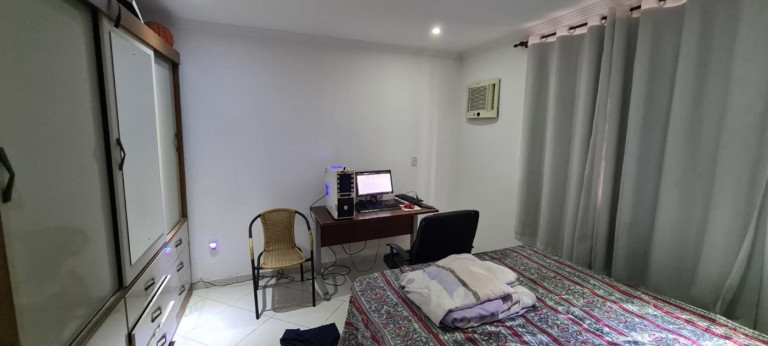 Imagem Casa com 4 Quartos à Venda, 229 m² em Campo Grande - Rio De Janeiro