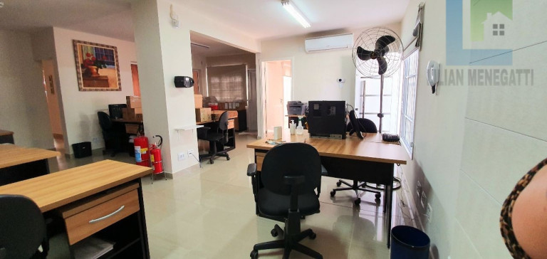 Imagem Casa com 5 Quartos à Venda, 250 m² em Vila Das Hortencias - Jundiaí Imagem Casa com 5 Quartos à Venda, 250 m² em Vila Das Hortencias - Jundiaí