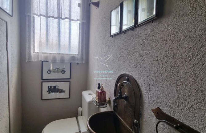 Imagem Casa com 3 Quartos à Venda, 350 m² em Pacaembu - São Paulo Imagem Casa com 3 Quartos à Venda, 350 m² em Pacaembu - São Paulo