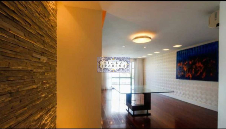 Imagem Apartamento com 3 Quartos à Venda, 250 m² em Recreio Dos Bandeirantes - Rio De Janeiro