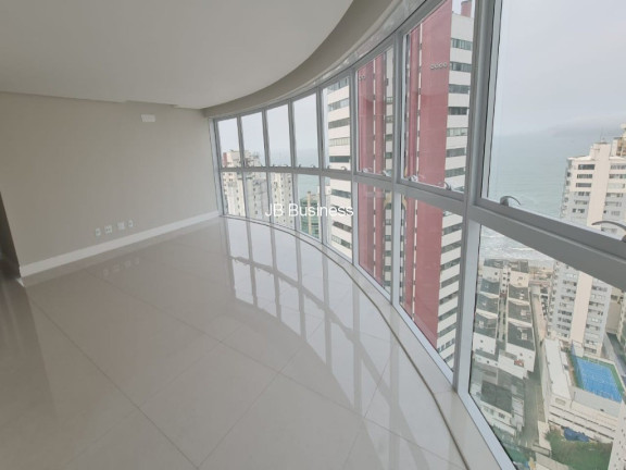 Imagem Imóvel com 4 Quartos à Venda, 131 m² em Centro - Balneário Camboriú Imagem Imóvel com 4 Quartos à Venda, 131 m² em Centro - Balneário Camboriú